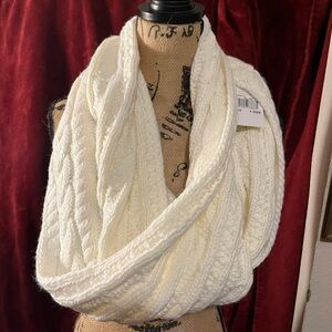 Michael Kors White Sweater Scarf